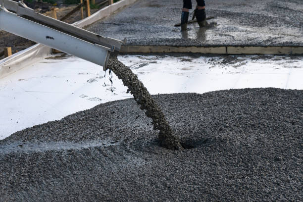 Best Affordable Concrete Contractor  in Gibson City, IL